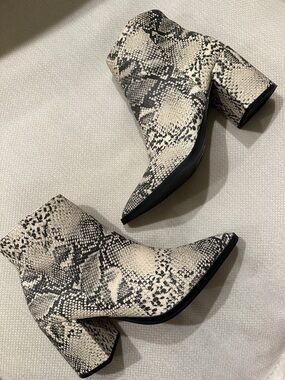 Snake-Print Pointed Toe Booties